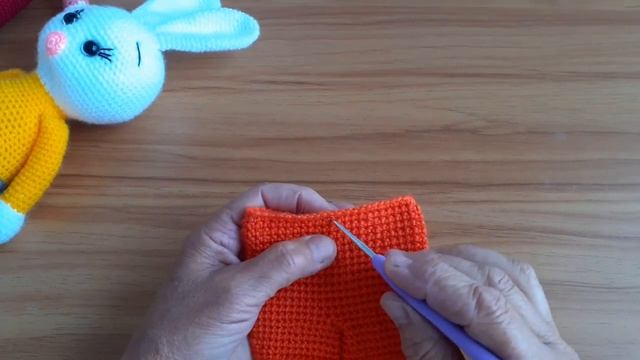 Шортики для зайки.