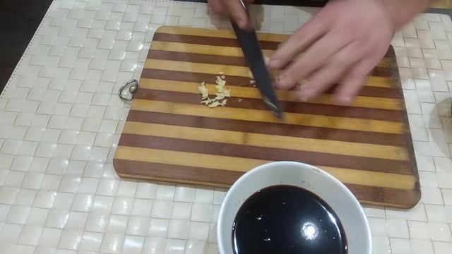 Карп кусочками в медово-соевом соусе с кунжутом. Карп в духовке. смотреть онлайн