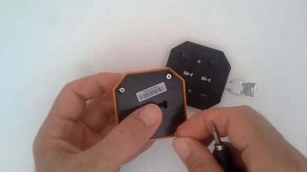 Как заменить батарейку в кнопке вызова персонала iBells 301 беспроводная кнопка вызова Инструкция