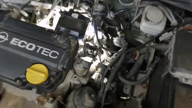 Где находится датчик детонации двигателя opel corsa d z10xep 2006г. смотреть онлайн