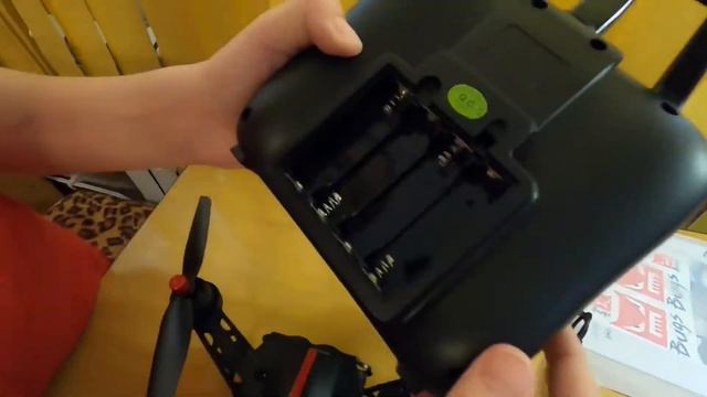 Гоночный квадрокоптер Bugs 8 . Распаковка, пуски. смотреть онлайн