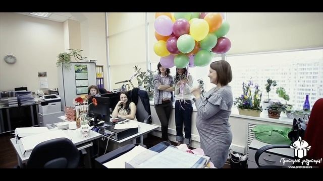 Поздравление мамы с Днём Рождения от сына из другого города! © Простые Радости смотреть онлайн
