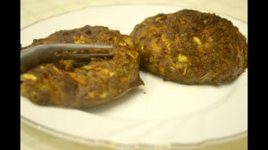 Куриные котлеты с кабачками, можно даже на ночь.