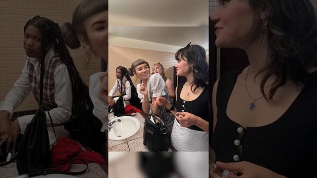 Самая необычная модель из Инстаграма. Лил Микела смотреть онлайн