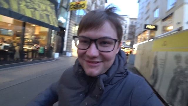 В Европу на машине. Будапешт - Вена. Платные дороги в Австрии(виньетка). Парковки в Вене. Сосисочка смотреть онлайн
