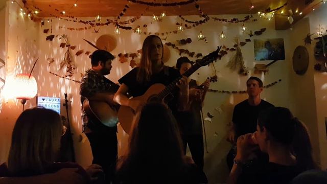 Laura Gibson - Not Harmless смотреть онлайн