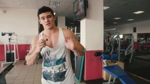 5 лучших упражнений на пресс в тренажерном зале!