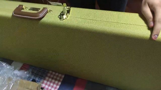 Unboxing: Case Fender Classic Series Jazz Bass смотреть онлайн