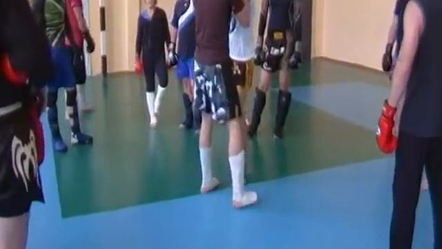 Тула. Групповые и индивидуальные тренировки для детей и взрослых по БОКСУ, КУДО, МУАЙ ТАЙ. смотреть онлайн