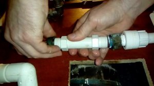 Пластиковая вставка вместо счётчика воды.