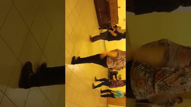 Музыка и танцы.(5) смотреть онлайн