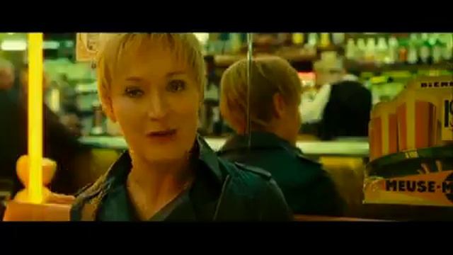 Тизер к фильму "Неудачники" (Micmacs). Женщина-змея. смотреть онлайн