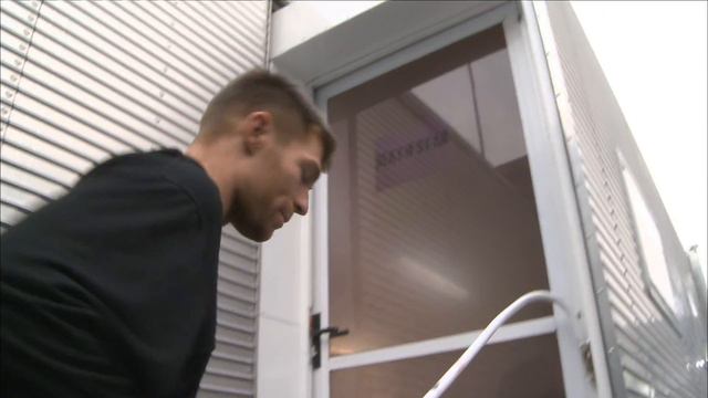 On Set With Liam McIntyre | Spartacus Season 2 Extras