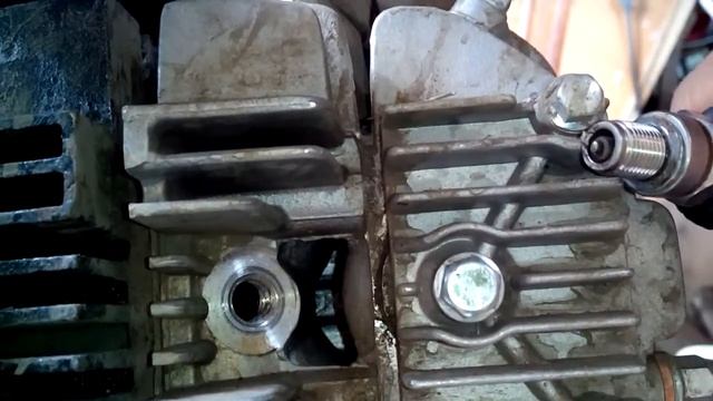 Питбайк Kayo завелся с отломанным боковым электродом свечи !!! смотреть онлайн