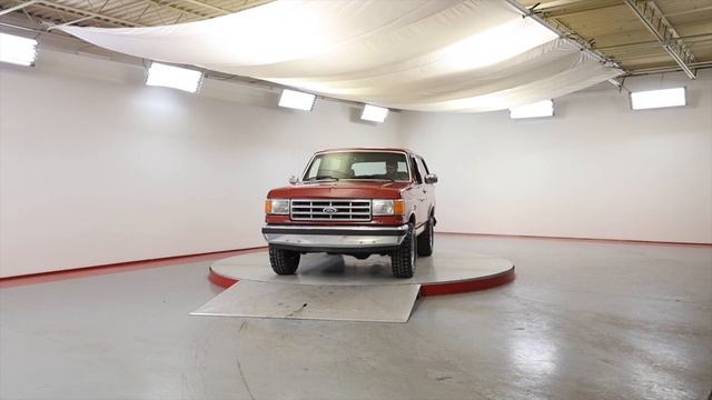 1987 FORD BRONCO смотреть онлайн
