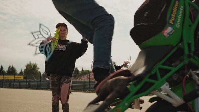 Stunt Madness Team stuntriding in Moscow смотреть онлайн