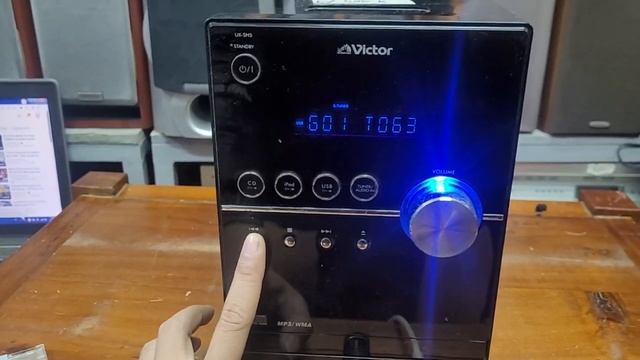 cục công suất victor ux sh5 giá 500.000 có phát nhạc usb.lh 0966594581 & 0979891682 смотреть онлайн