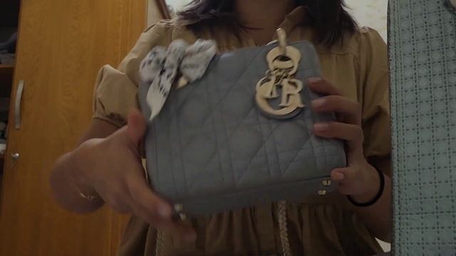 WHICH LADY DIOR SIZE ARE YOU? mini vs medium lady dior bag смотреть онлайн
