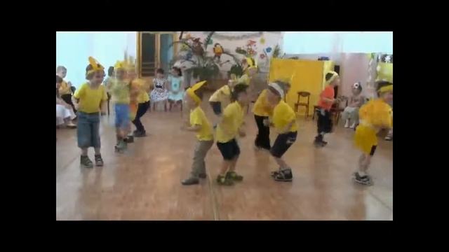 Танец трех зайчат! смотреть онлайн