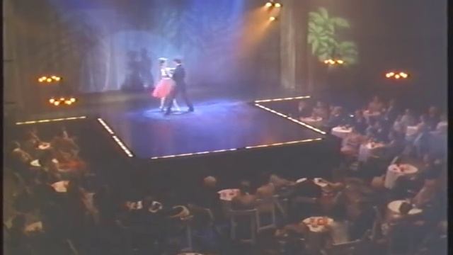 Patrick Swaize and Jennifer Gray / De Todo un Poco - Dirty Dancing смотреть онлайн