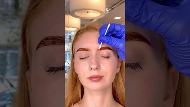 ЯРКИМ ДЕВУШКАМ - ЯРКИЕ БРОВИ #shorts смотреть онлайн