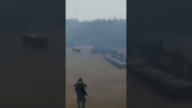 Смори первый знай всё, Польша стянула войска под предлогом мигрантов к границе с Белоруссией. смотреть онлайн