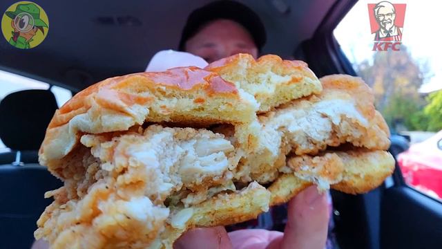 KFC® CLASSIC CHICKEN SANDWICH Review 👴🍗🥪 | Peep THIS Out! 🕵️♂️ смотреть онлайн