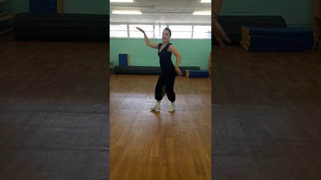 Твист линейный Let's twist again смотреть онлайн