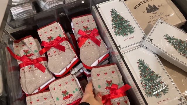 ?VLOGMAS | Выбираю подарки на Новый Год ? Гуляю по магазинам ?