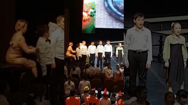 Бьют часы на старой башне смотреть онлайн