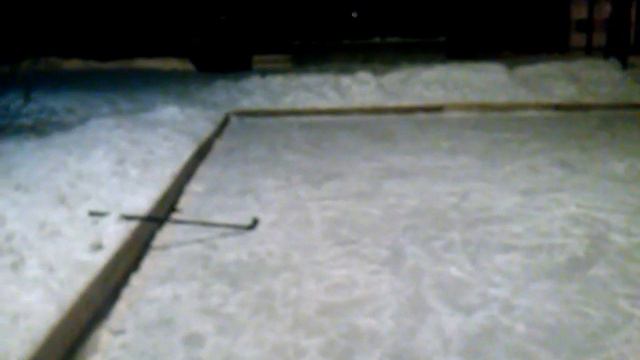 Как правильно забирать шайбу у бортика смотреть онлайн