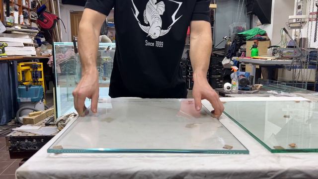 КАКОЕ СТЕКЛО ВЫБРАТЬ ДЛЯ АКВАРИУМА. ЕСТЬ СМЫСЛ ПЕРЕПЛАЧИВАТЬ? смотреть онлайн