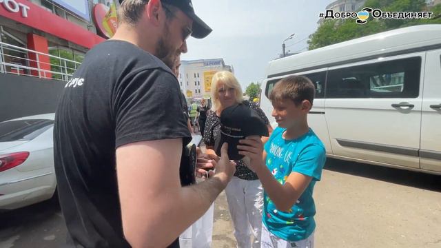 БЛАГОДАРЯ ВАМ Даня слышит этот прекрасный МИР! смотреть онлайн