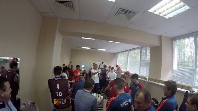 Fair Player. Выход Арсенала в премьер-лигу. Аленичев в раздевалке Арсенала. смотреть онлайн
