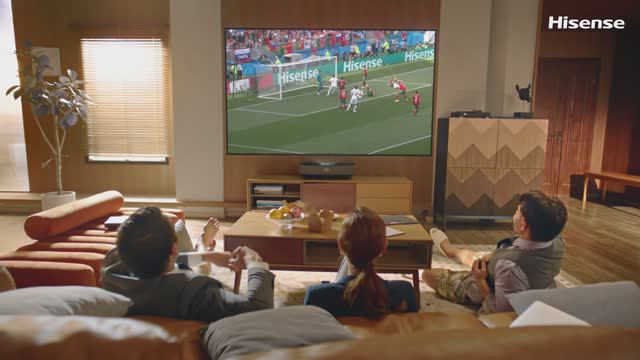 Оверсайз размер для настоящих болельщиков - Hisense Laser TV! смотреть онлайн