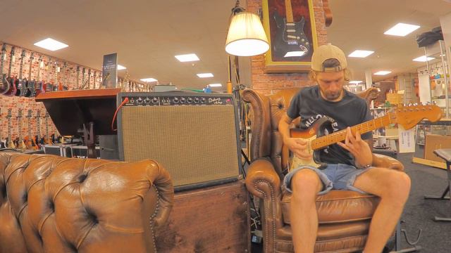 Dirk Witte - Fender 1972 Stratocaster Sunburst смотреть онлайн