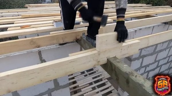 Чердачное перекрытие в доме из газобетона | деревянные перекрытия на армопояс.