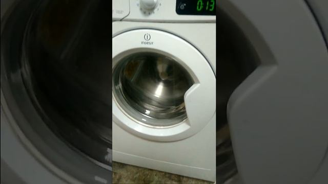 Продам стиральную машину. Узкая. Н.Тагил. смотреть онлайн