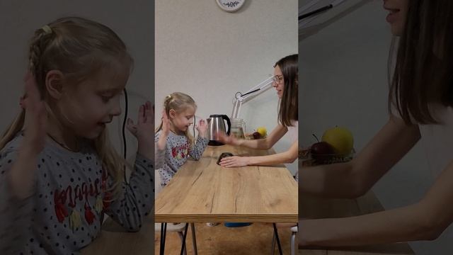 Игра с яйцом смотреть онлайн