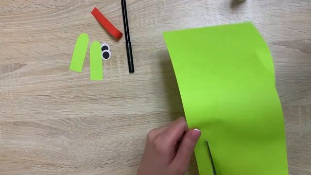 Марина Костяная, воспитатель Школы № 1368. Памятники лягушке в разных городах смотреть онлайн