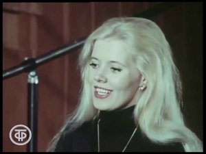 Всегда и снова -- Людмила Сенчина -- телефильм "Эти непослушные сыновья" - 1977