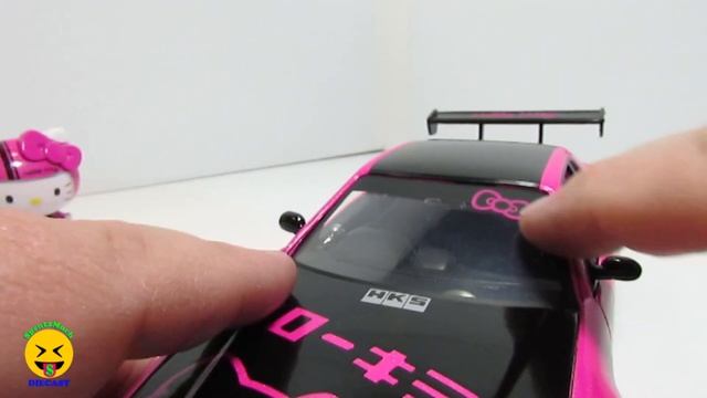 Hello Kitty & 2002 Nissan Skyline GT-R R34 by Jada / Metals Diecast. Pink Diecast Collector смотреть онлайн