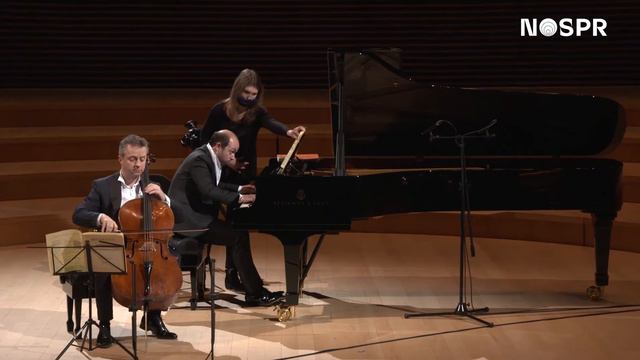 Marc Coppey & François Dumont: Beethoven 7 Variations for Cello & Piano смотреть онлайн