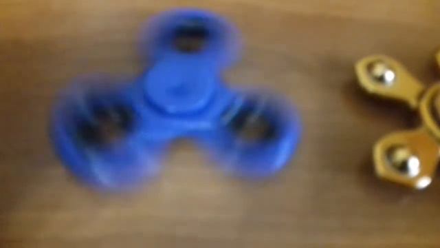 Обзор спиннеров + сравнение кто больше крутится смотреть онлайн