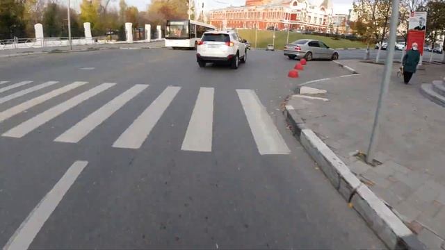 300 км/ч на скутере по городу смотреть онлайн