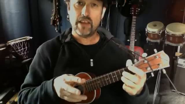 Rhan Wilson teaches "Tom Dooley" on Ukulele смотреть онлайн