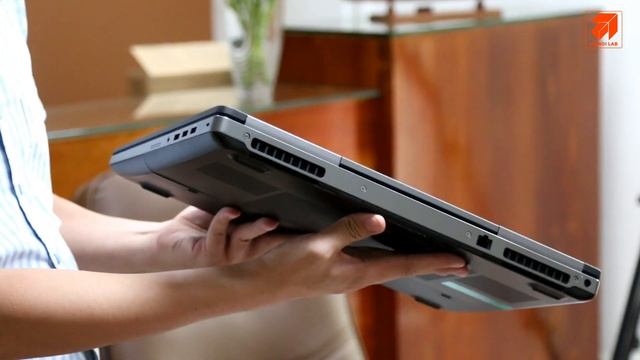 Dell Precision 7710 Core i7-6820HQ/32G/Quadro M3000M-4GB/512SSD/FHD/W10Pro смотреть онлайн