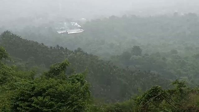 Somewhere in Garo Hills. смотреть онлайн