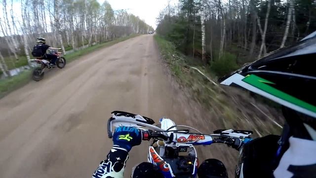 ПИТБАЙКИ ВАЛЯТ!! ГРЯЗЬ, ПАДЕНИЯ, ЗАРОСЛИ!!! смотреть онлайн