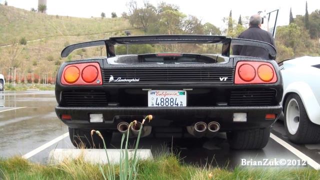 Lamborghini Countach LP5000 S and Diablo VT смотреть онлайн
